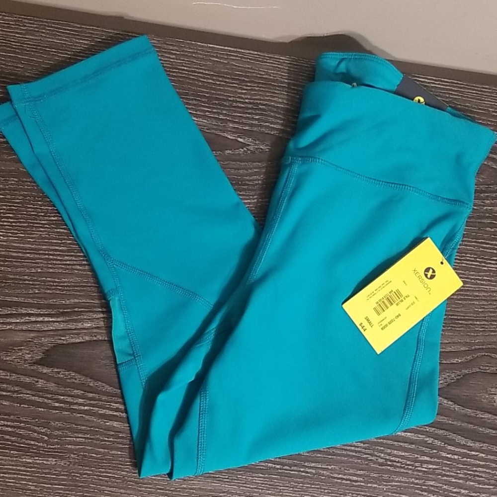 NWT Crop Leggings